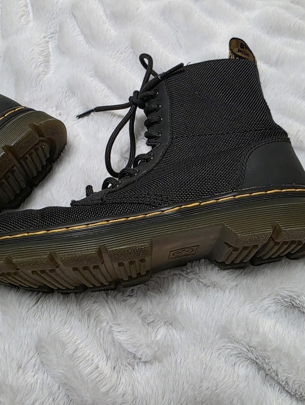 Dr Martens big kid size 2 black canvas Combs Junior lace up combat boots Unisex - Picture 6 of 16